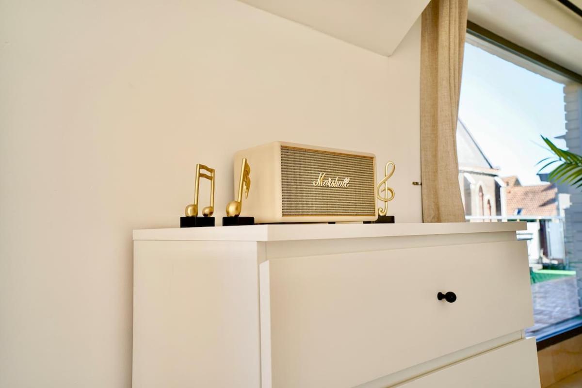 Penthouse With A Neo-gothic Parish Church View Appartement *
