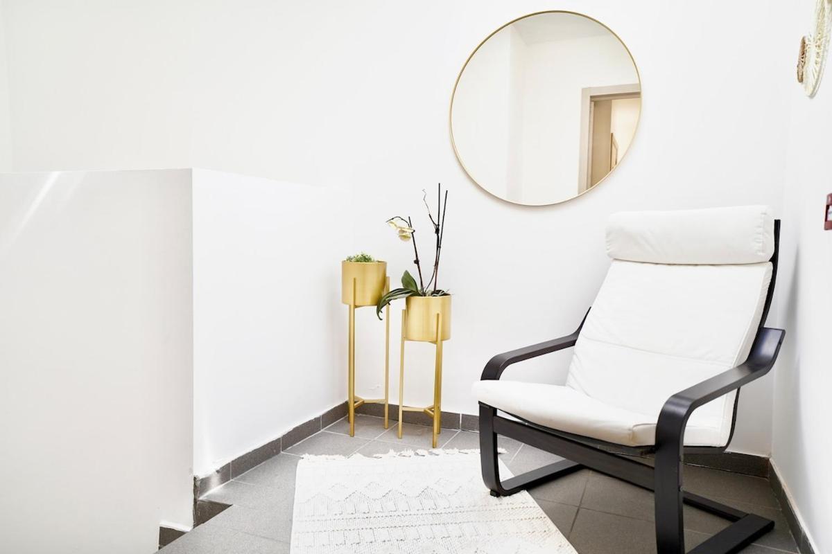 Appartement Penthouse With A Neo-gothic Parish Church View Gent