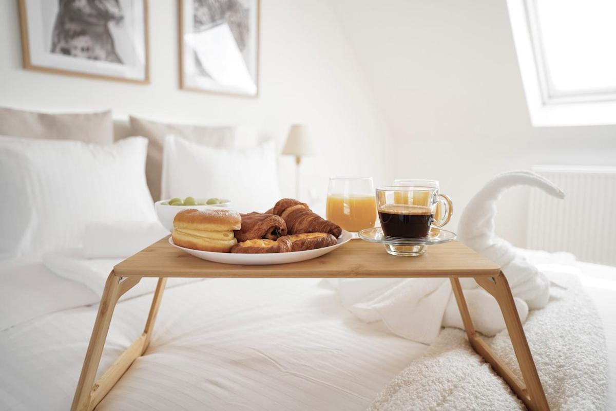 Penthouse With A Neo-gothic Parish Church View Appartement *